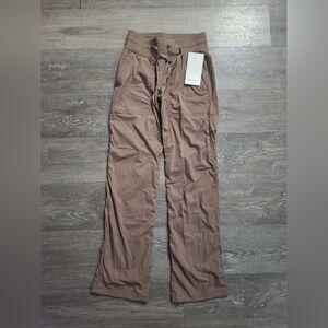 Lululemon Athletica Tan Mid-Rise Dance Studio Pants, Size 4, NWT